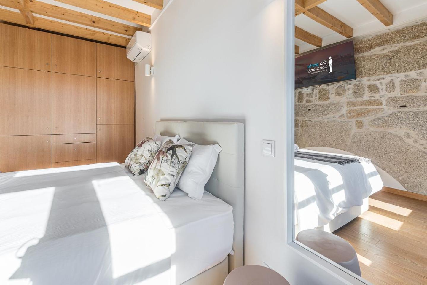 Guestready - Miragaia Stone Studios & Apartments Porto Kültér fotó
