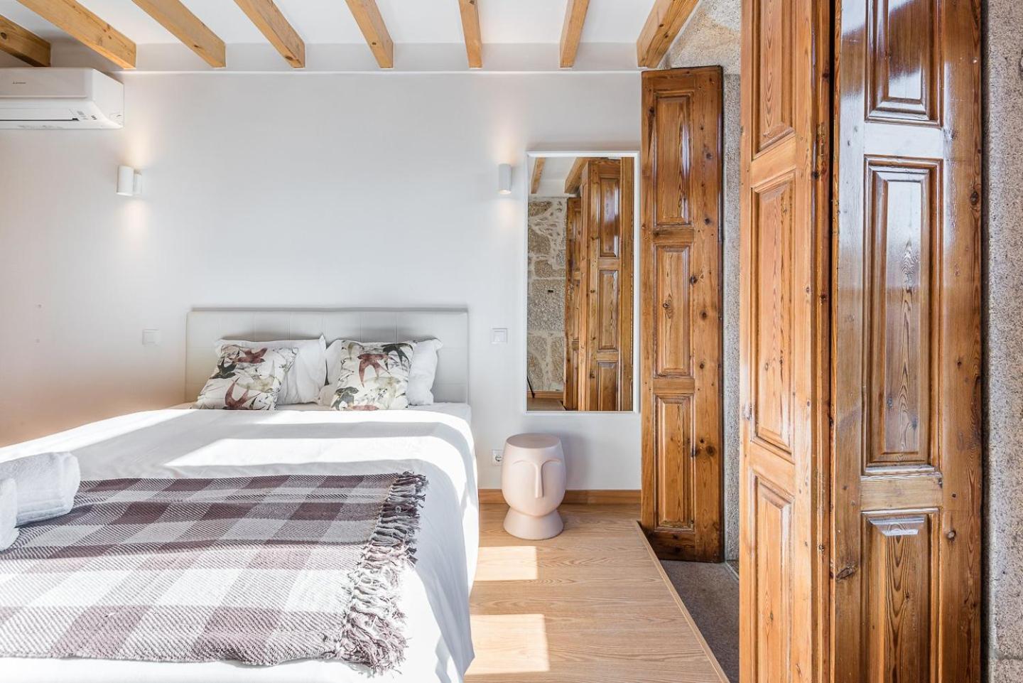 Guestready - Miragaia Stone Studios & Apartments Porto Kültér fotó