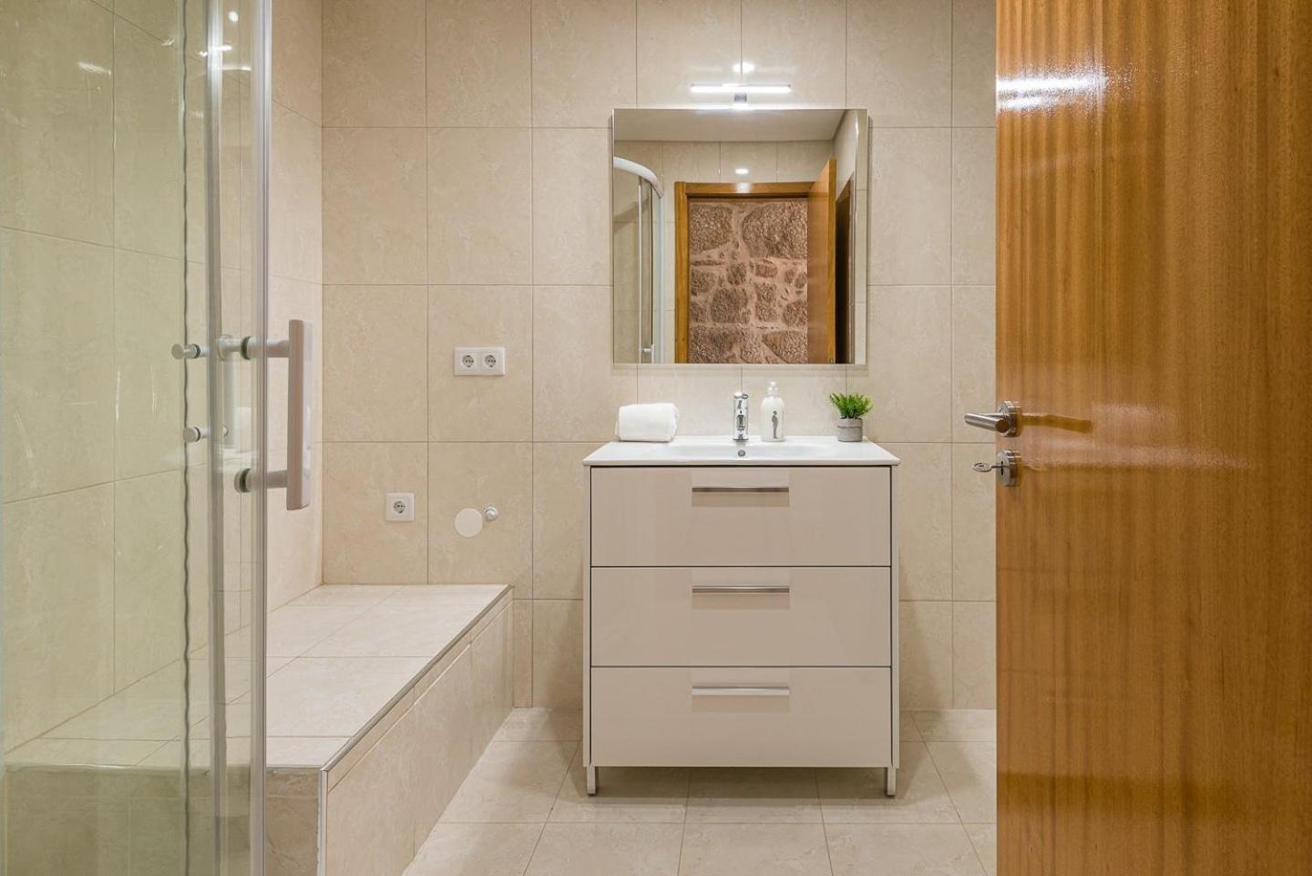 Guestready - Miragaia Stone Studios & Apartments Porto Kültér fotó