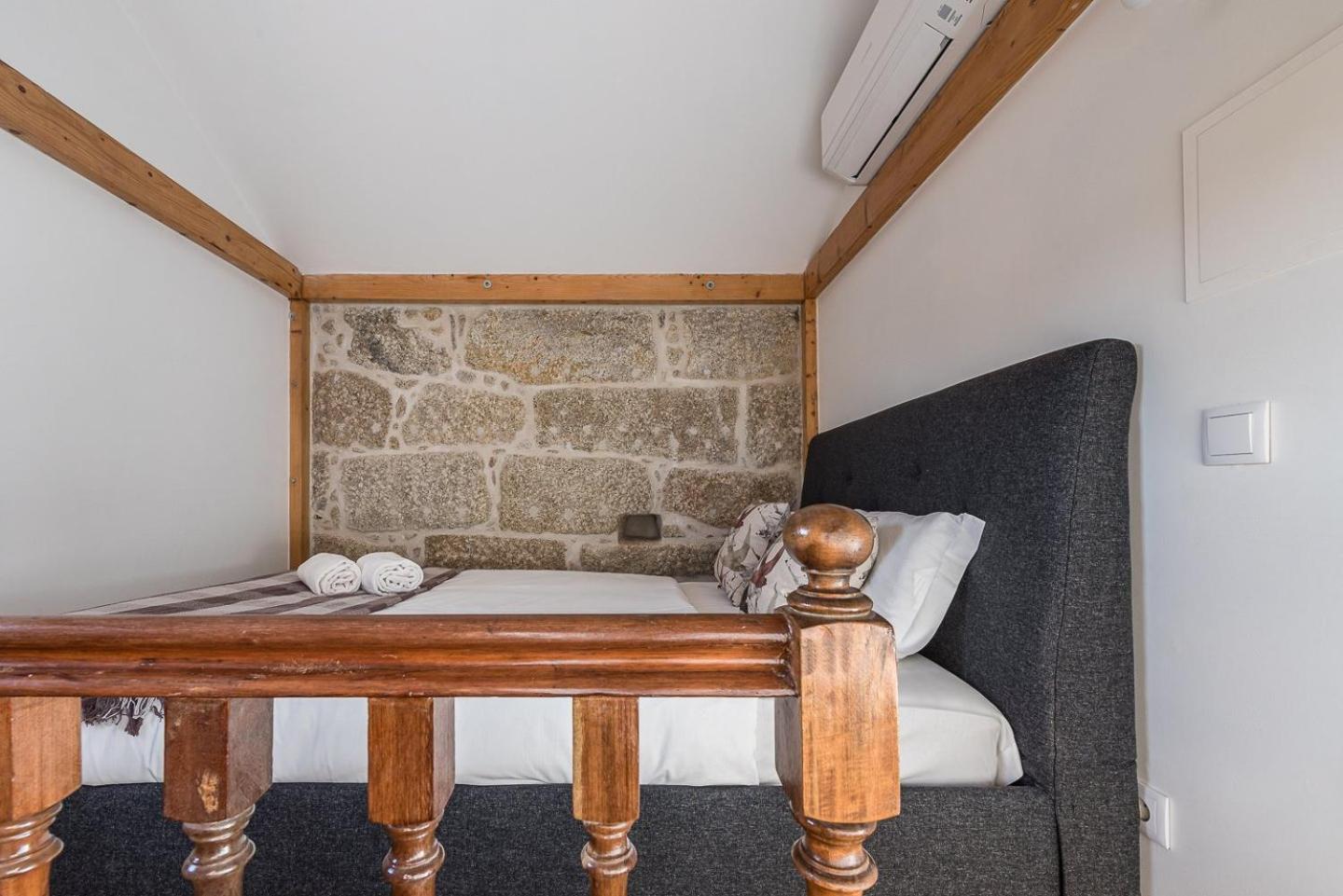 Guestready - Miragaia Stone Studios & Apartments Porto Kültér fotó